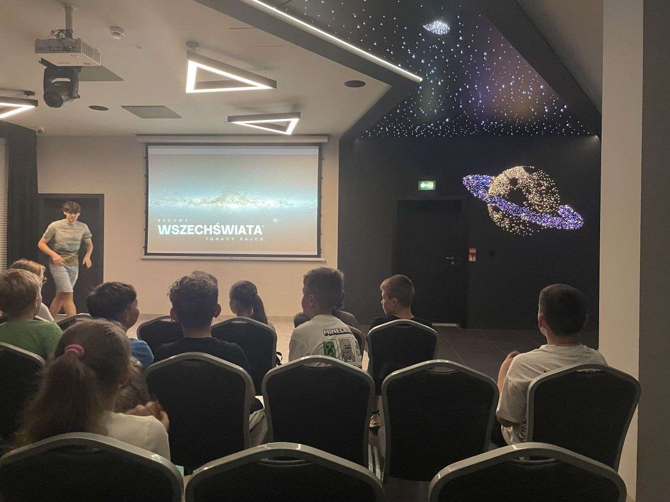Klasa 3s odkrywała tajemnice kosmosu w Astrocentrum