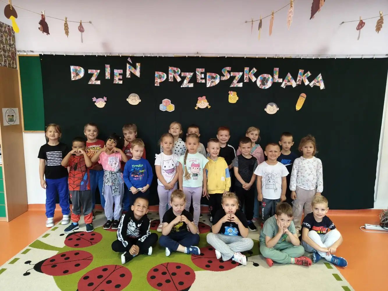 Skrzaciki świętują Dzień Przedszkolaka